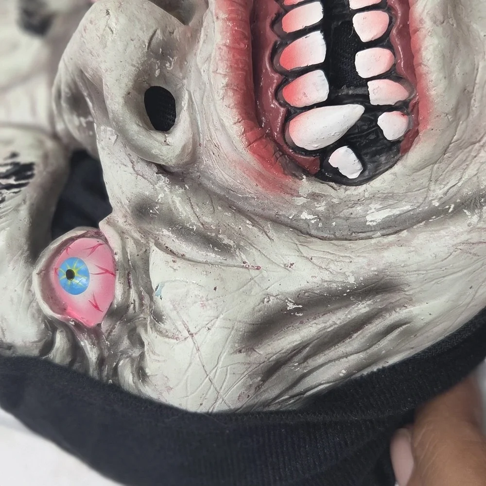 Vintage 4 Seasons Night Reaper Hooded Latex Mask Halloween Ghoul Vampire Fangs